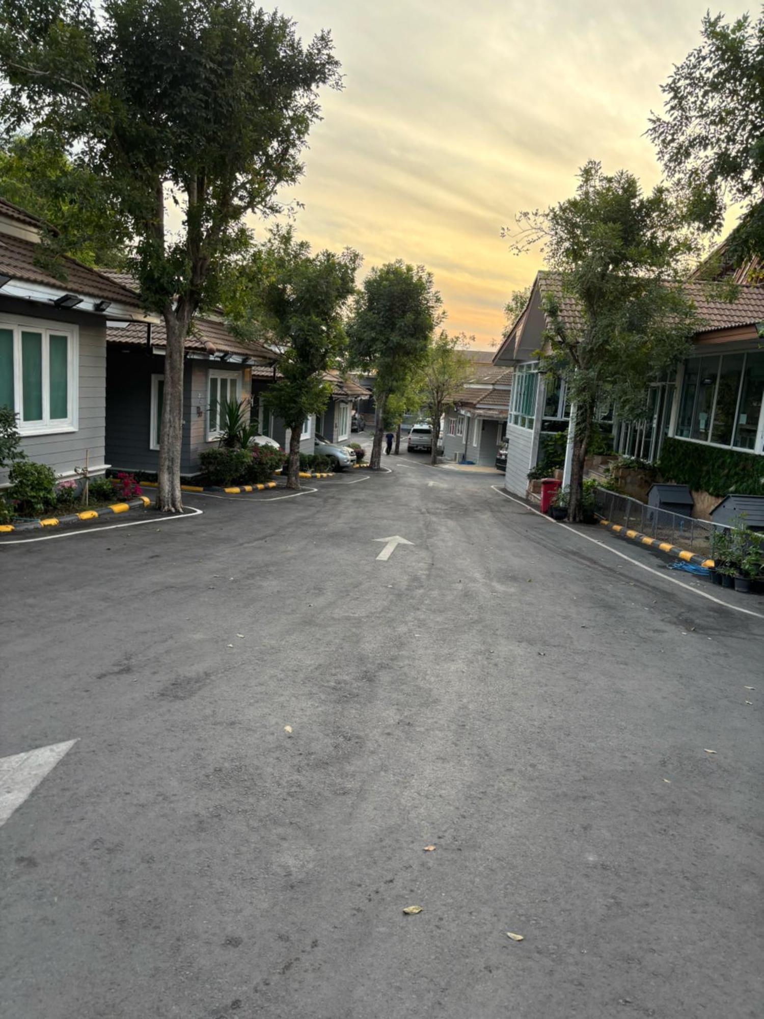 Baan Dara Resort Sara Buri Exteriér fotografie